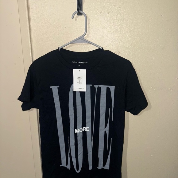 Black Graphic T-Shirt with LOVE Print - Picture 1 of 3
